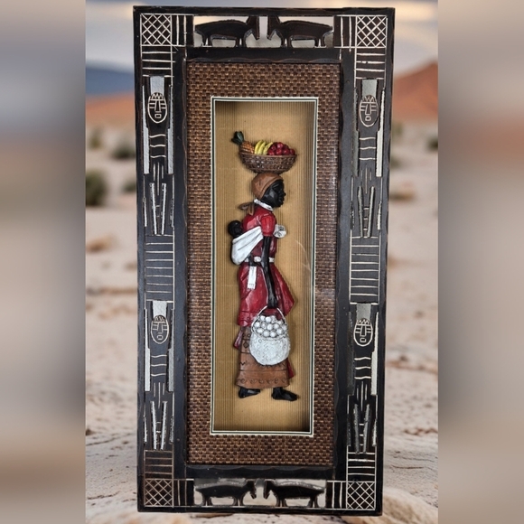 african culture Other - Vintage African Culture Women Carrying Fruit-Her Child Shadow Box Wood Tribal